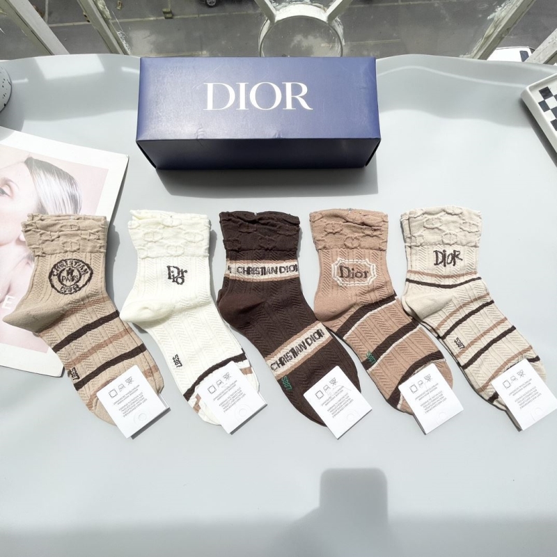 DIOR